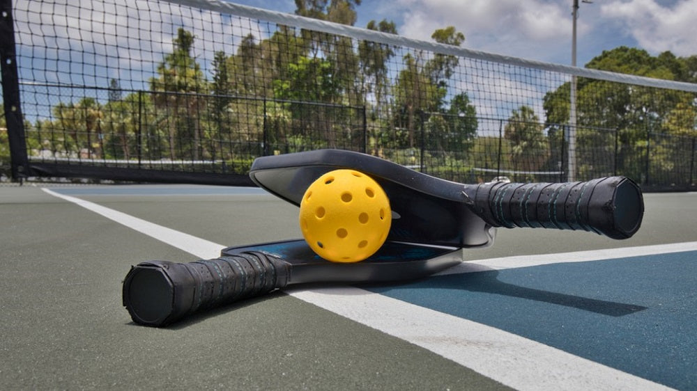 pickleball paddles with ball